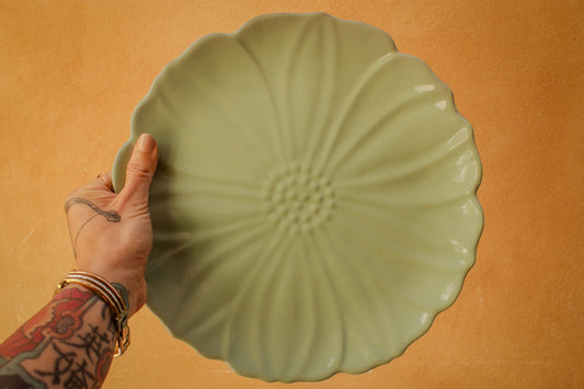 Grande assiette en forme de fleur Pivoine en céramique faite main, 5 couleurs