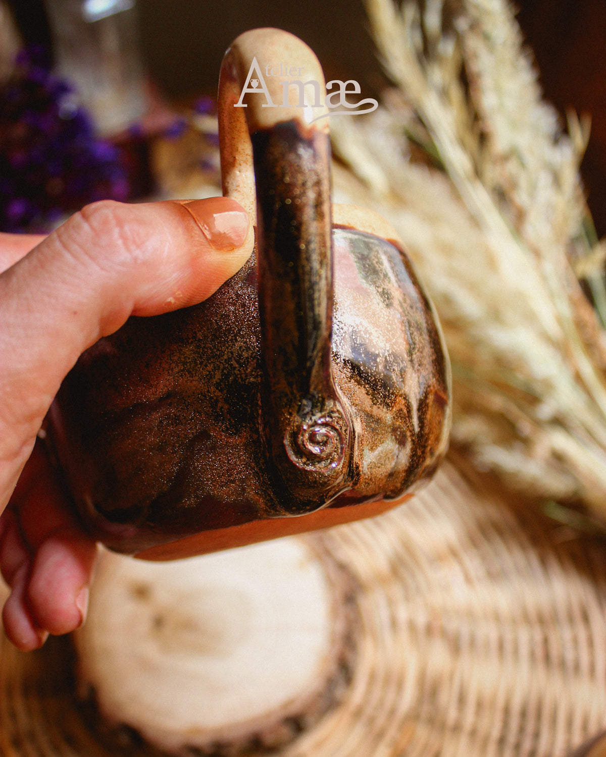 Tasse incrustée de la rune Fehu et sa Spirale