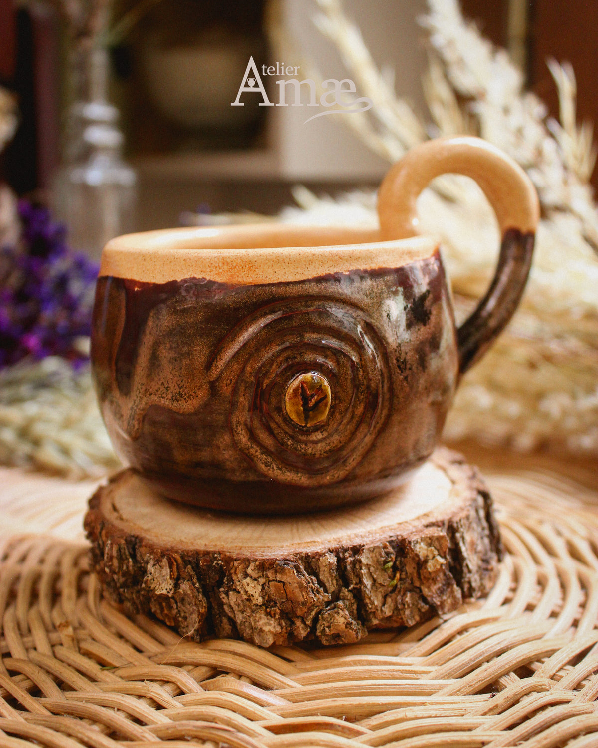 Tasse incrustée de la rune Fehu et sa Spirale