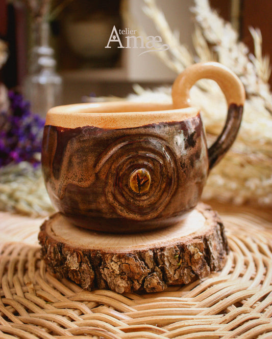 Tasse incrustée de la rune Fehu et sa Spirale