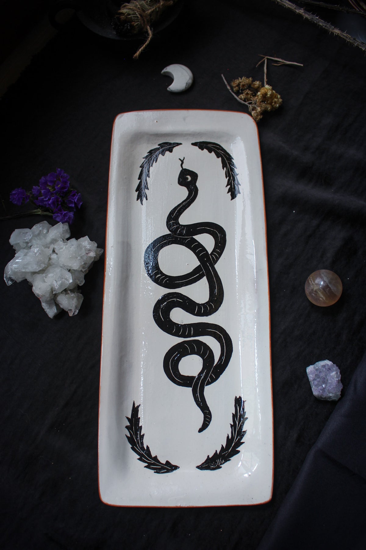 plat plateau serpent en céramique